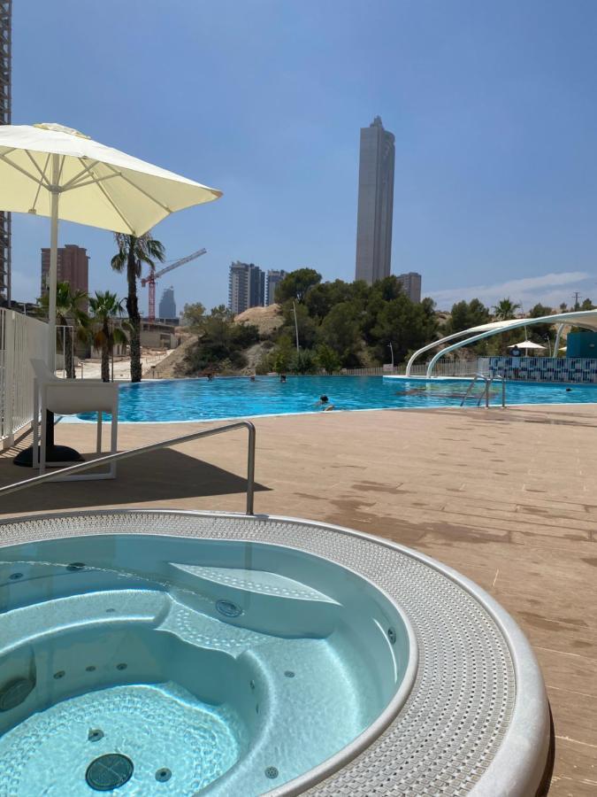 Sunset Waves Fresh Apartments เบนิดอร์ม ภายนอก รูปภาพ