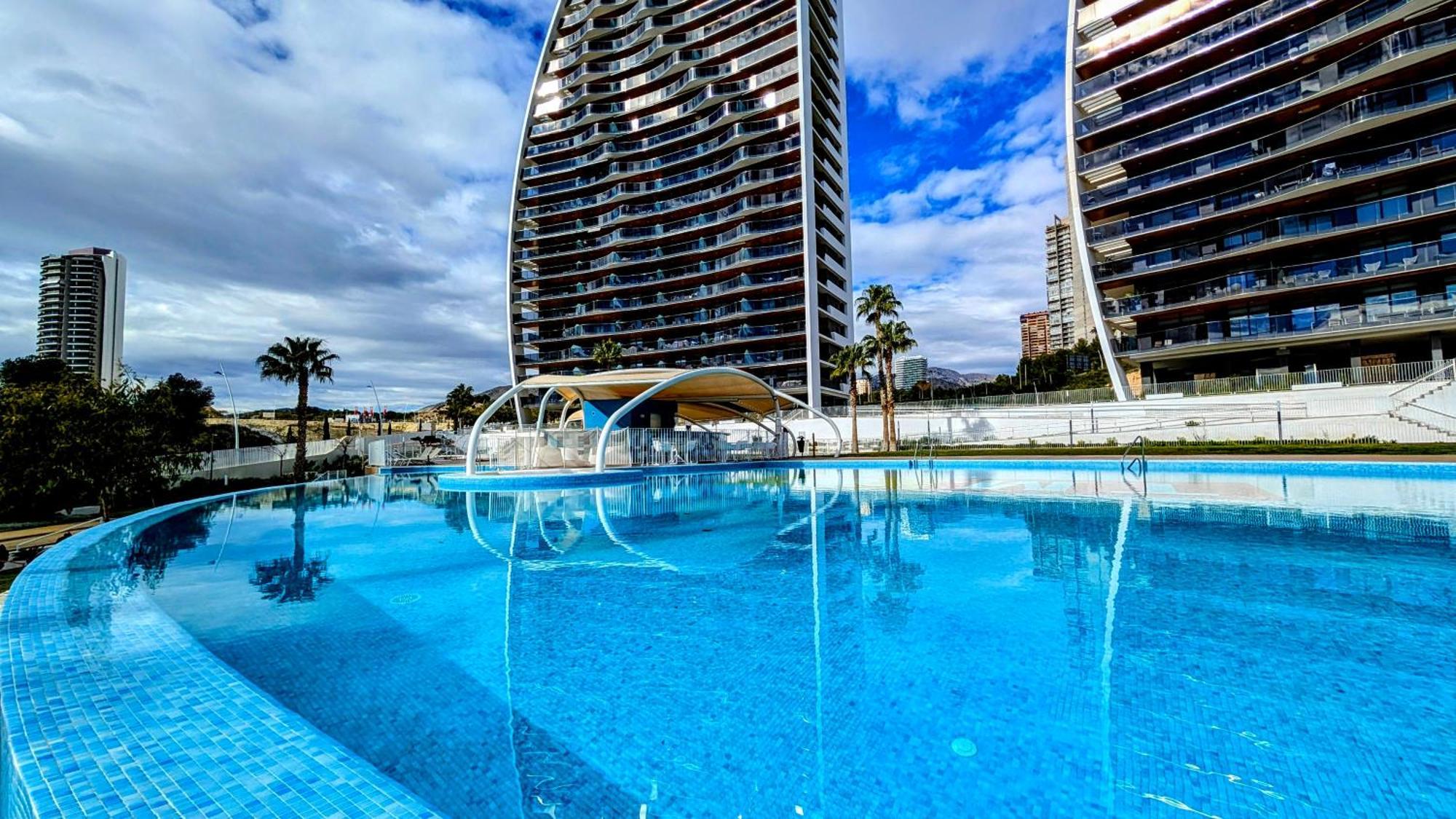 Sunset Waves Fresh Apartments เบนิดอร์ม ภายนอก รูปภาพ